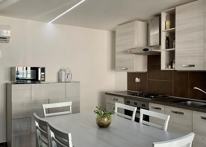 Holiday House